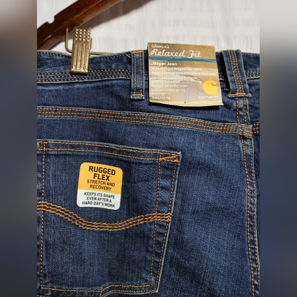Carhartt Ladies Relaxed Fit Boot Cut Jasper Jeans NWT (RARE) 12 Tall - Picture 6 of 12